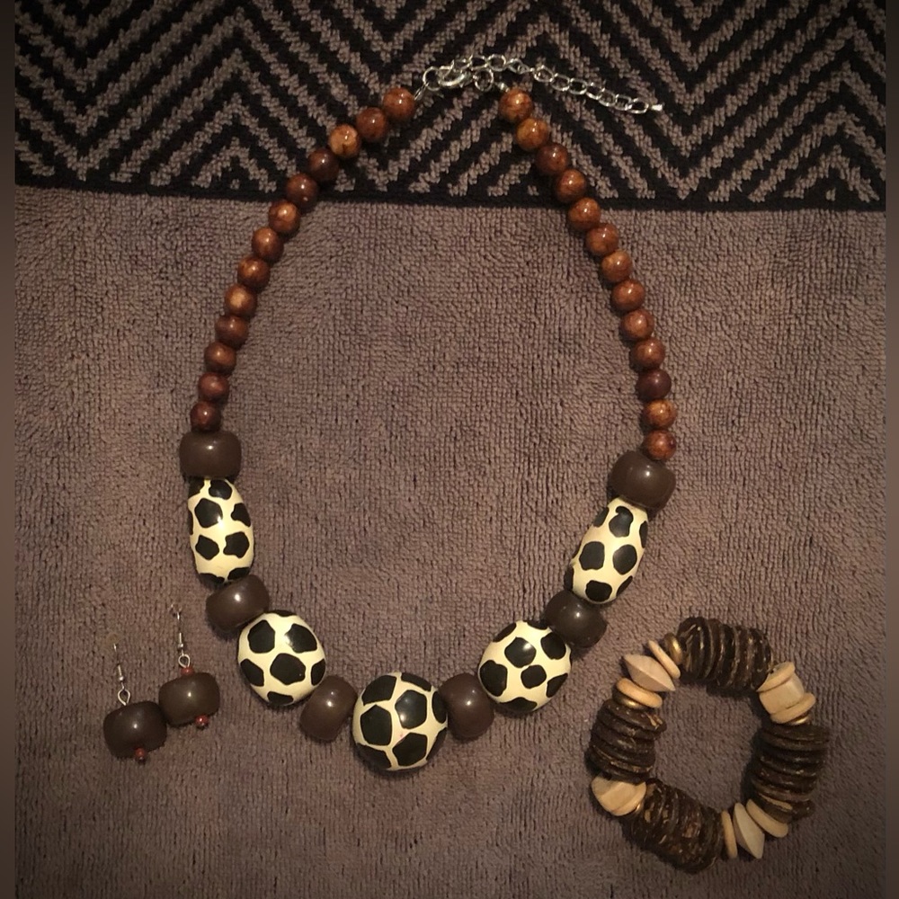 Vintage Encore Animal Print Brown Shades Wood Beads Necklace Bracelet & Earrings